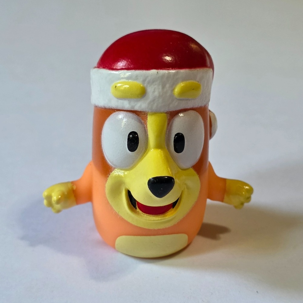 Ludo Studio Bluey & Friends BINGO Santa Hat Holiday Finger Puppet Bath Toy 2"